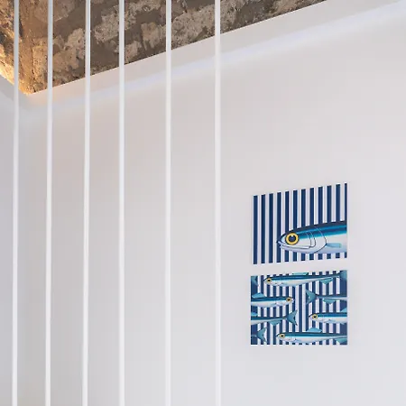 Oda ve Kahvaltı Lampara 4*