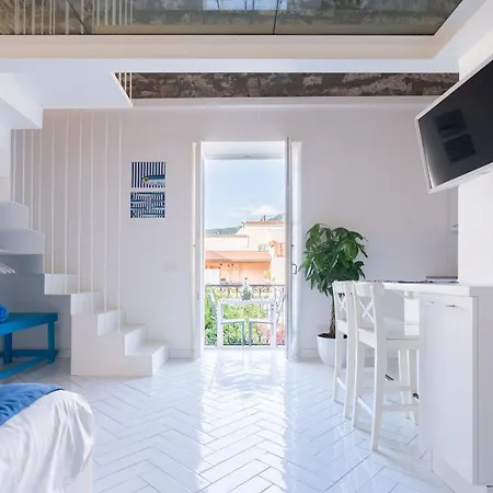 Lampara 4* Vico Equense